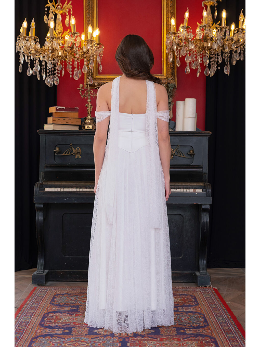 Kadın Beyaz Kayık Yaka Şal Yaka Dantel Detay Uzun Abiye Elbise-4