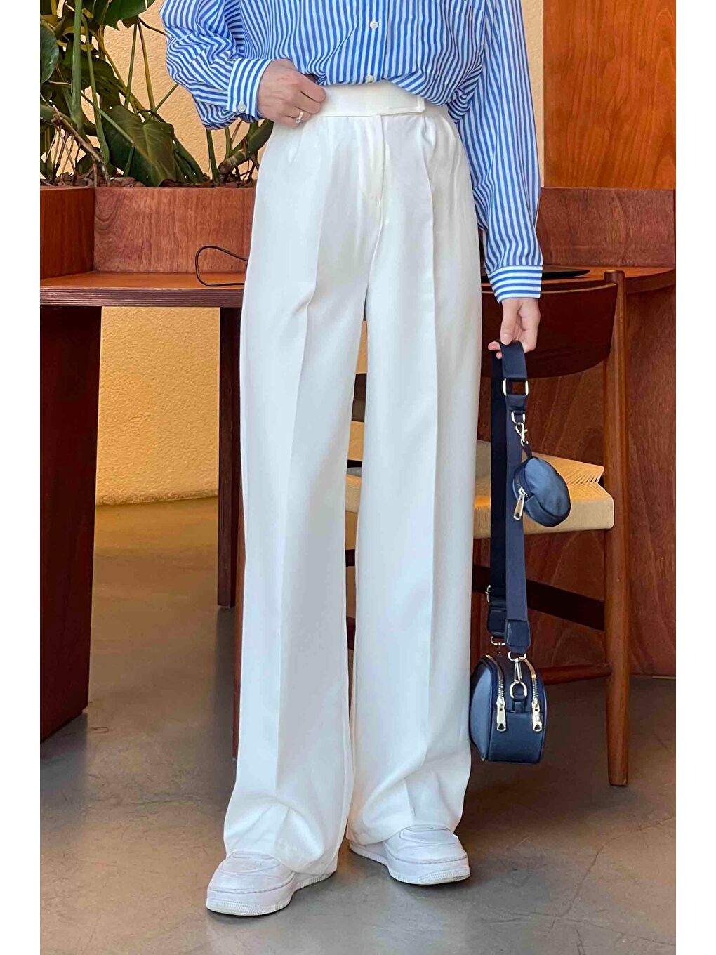 Beli Cırt Cırtlı Palazzo Model Pantolon Beyaz-1