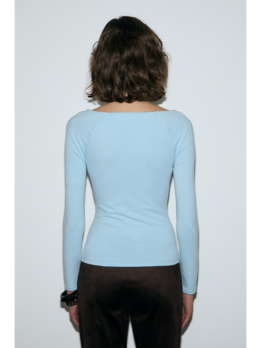 Karakola Kadın Organik Pamuklu Kayık Yaka Reglan Kol Slim Fit Mavi Bluz-5