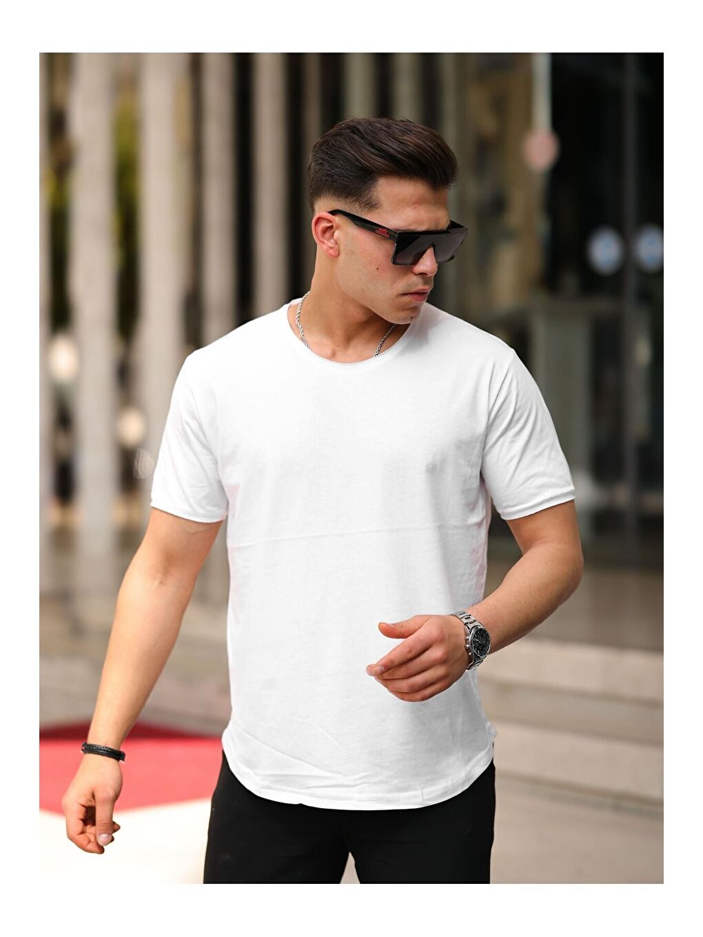 Beyaz Erkek Oval Kesim Slim Fit Pis Yaka Salaş T- Shirt