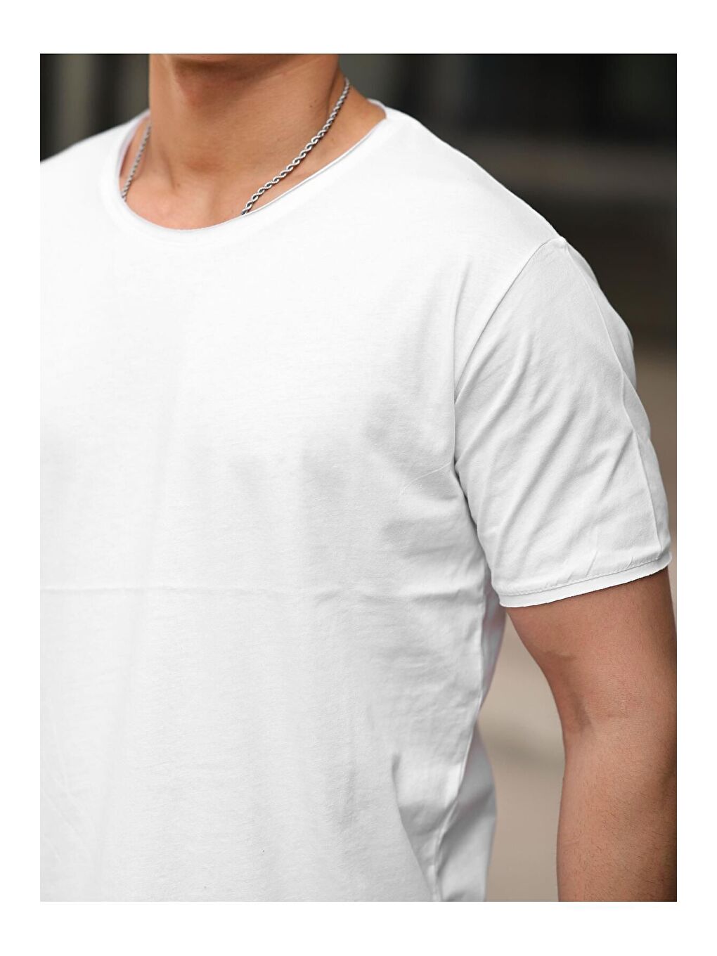 Beyaz Erkek Oval Kesim Slim Fit Pis Yaka Salaş T- Shirt-1