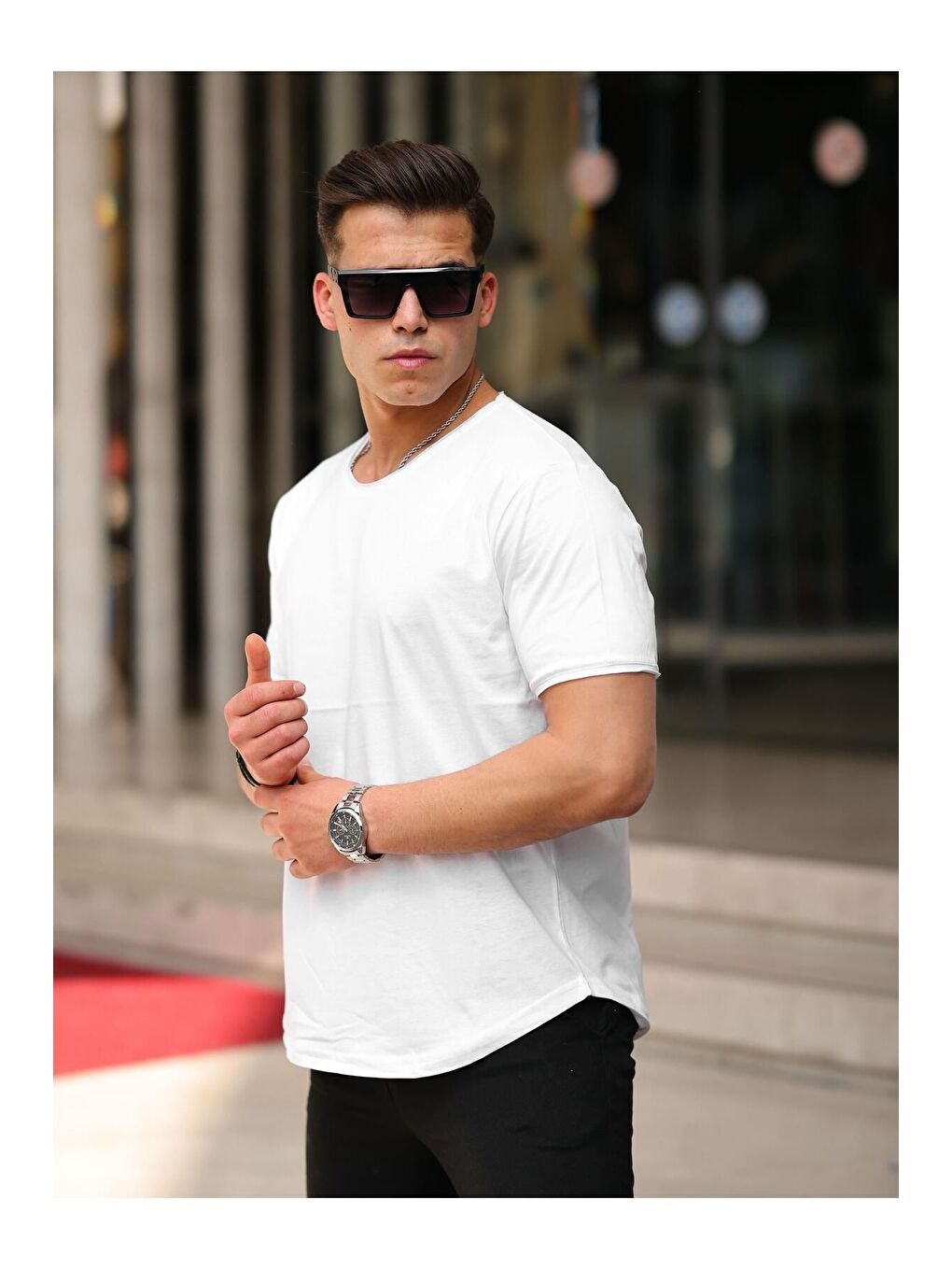 Beyaz Erkek Oval Kesim Slim Fit Pis Yaka Salaş T- Shirt-2