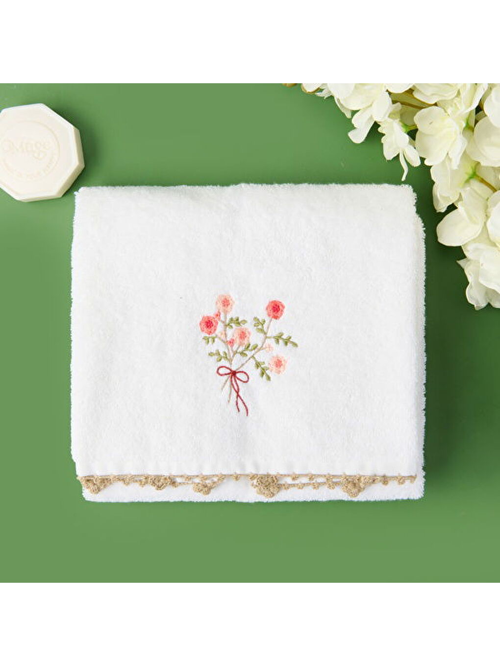 Soft Granny Summer Çiçek Nakışlı Yüz Havlusu - Ekru - 50x90 cm