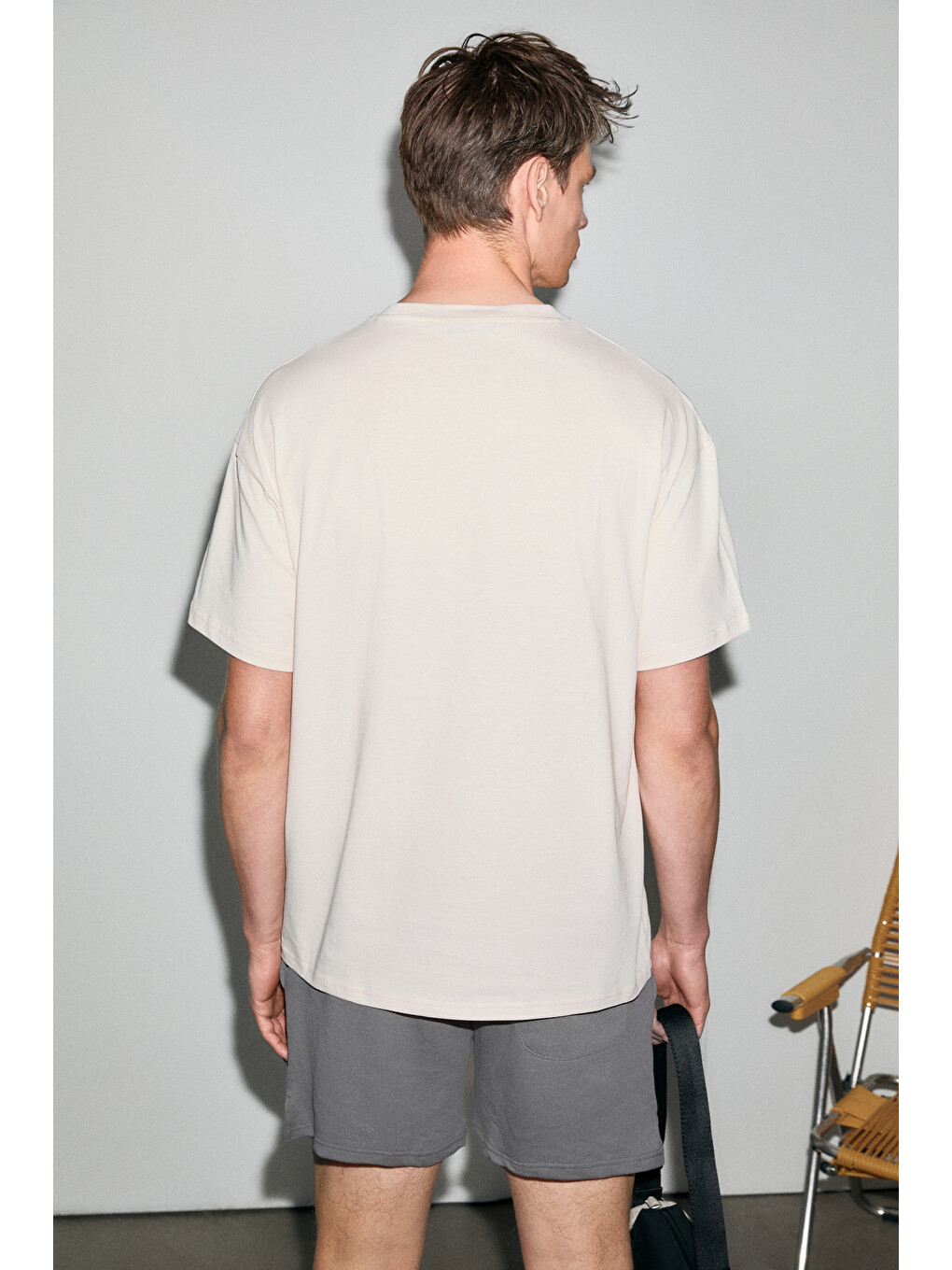Bej Parlante Erkek %100 Organik Pamuklu Yuvarlak Yakalı Baskı Detaylı Vanilya T-shirt-3