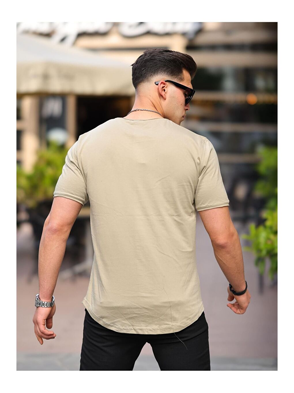 Bej Erkek Oval Kesim Slim Fit Pis Yaka Salaş T- Shirt-3