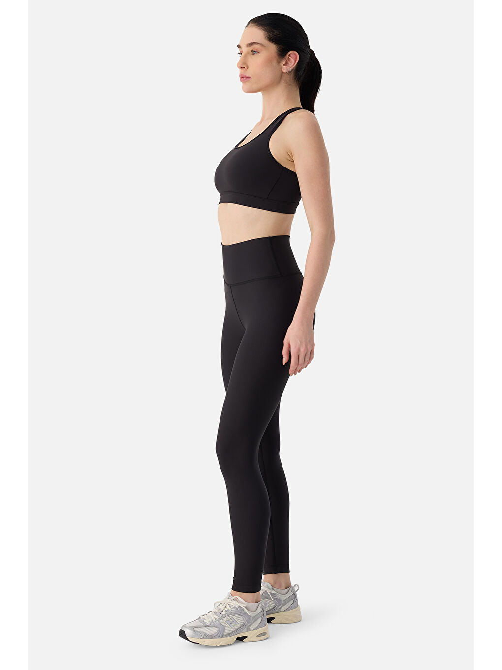 Raina Çapraz Askılı Yüksek Destekli Siyah Spor Bra-2