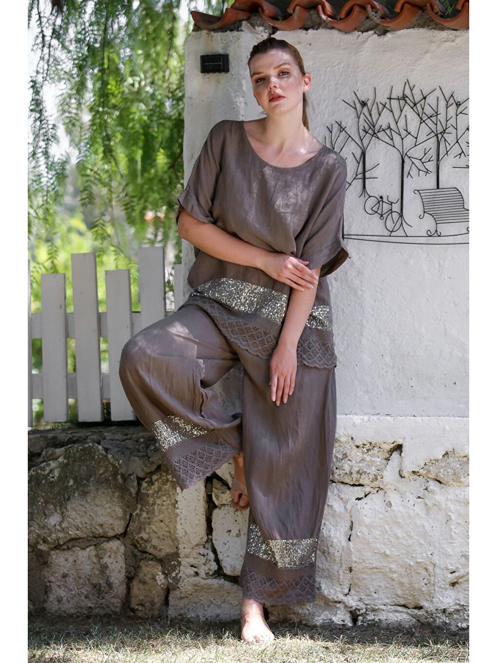 Bej İtalyan Vizon Havuz Yaka Düşük Kol Cepli Pul Payet Dantelli Keten Dokuma Takım 73-100 70-68