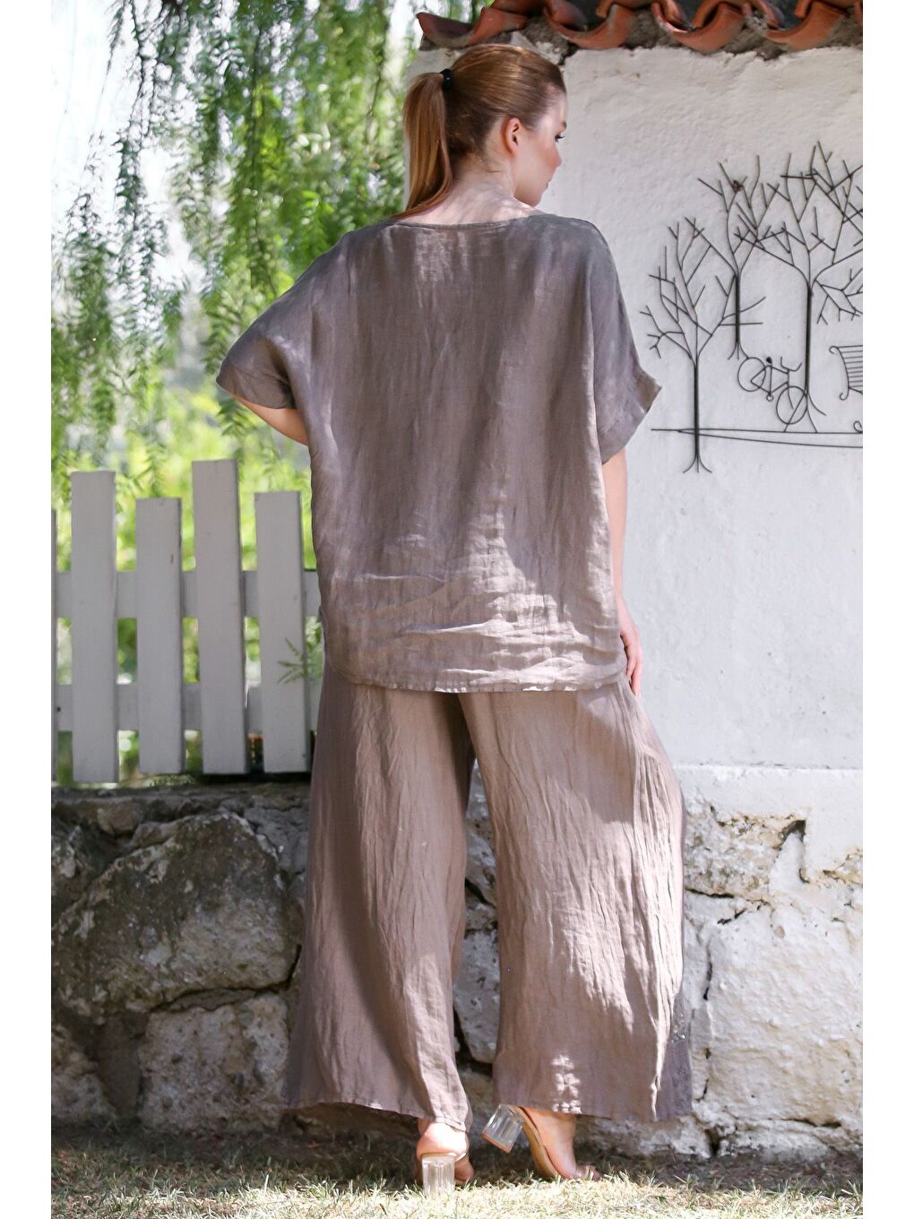 Bej İtalyan Vizon Havuz Yaka Düşük Kol Cepli Pul Payet Dantelli Keten Dokuma Takım 73-100 70-68-1