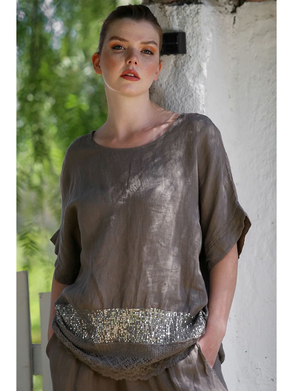 Bej İtalyan Vizon Havuz Yaka Düşük Kol Cepli Pul Payet Dantelli Keten Dokuma Takım 73-100 70-68-3