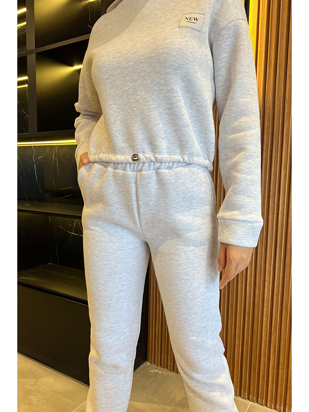 Gri Bel Ve Paça Lastikli Üç İplik Şardonlu Kadın Eşofman Takımı-3