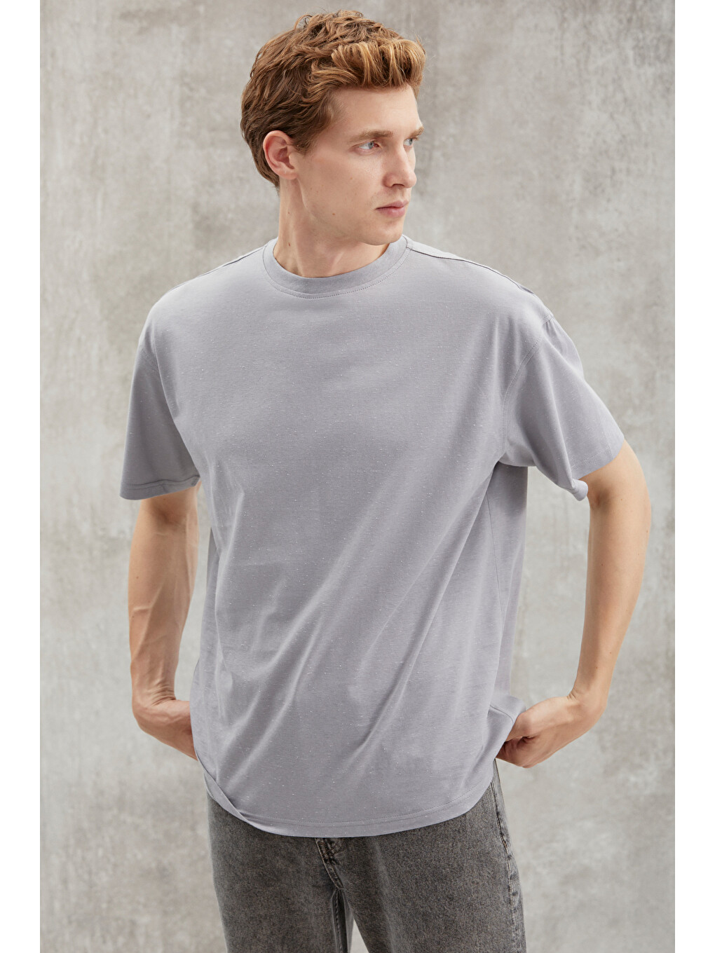 Gri STERLING Erkek Oversize Fit Yagmur Damlacıklı Görüntülü Özel Dokulu GRİ T-Shirt-2