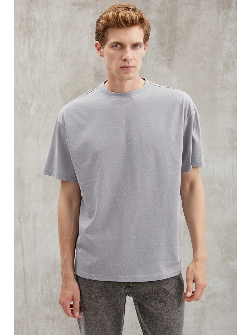 Gri STERLING Erkek Oversize Fit Yagmur Damlacıklı Görüntülü Özel Dokulu GRİ T-Shirt-3