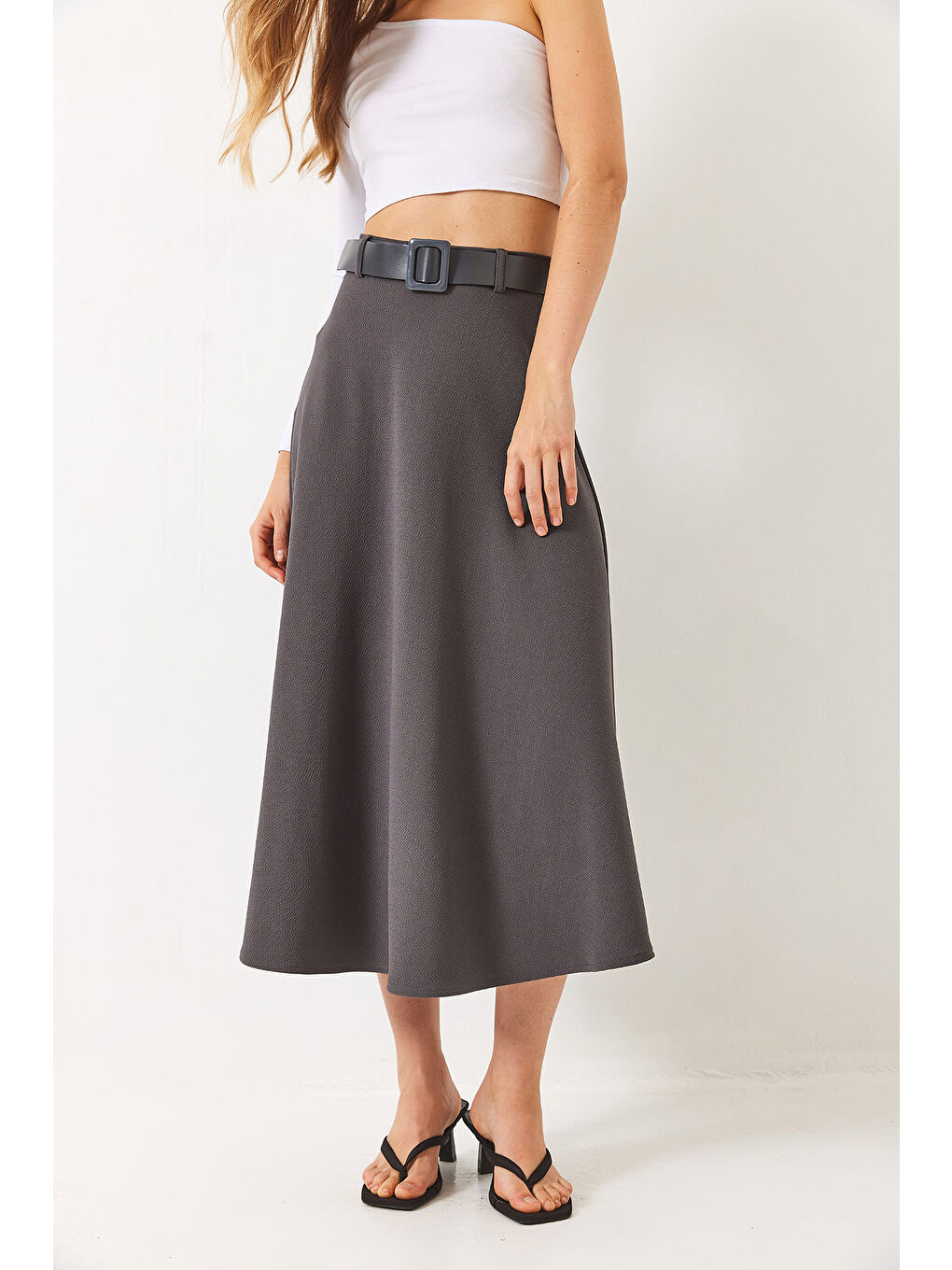 Gri Kadın Kemerli Kloş Örme Maxi Boy Etek-1