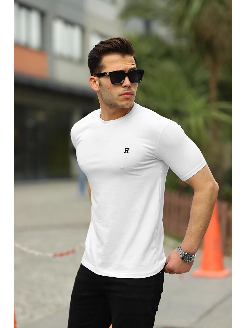 Beyaz Erkek H Nakış Desenli Oversize Tshirt