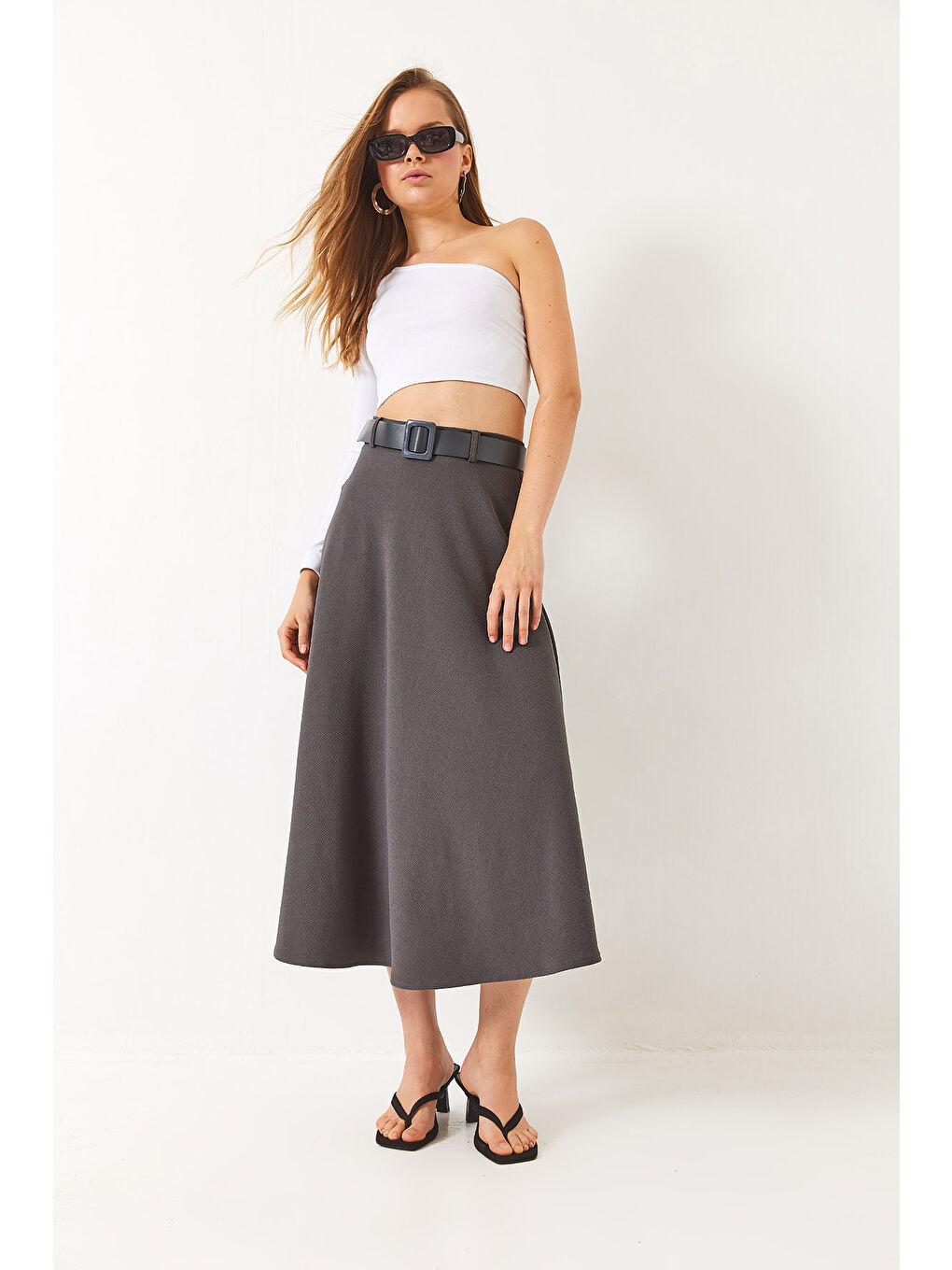 Gri Kadın Kemerli Kloş Örme Maxi Boy Etek-2