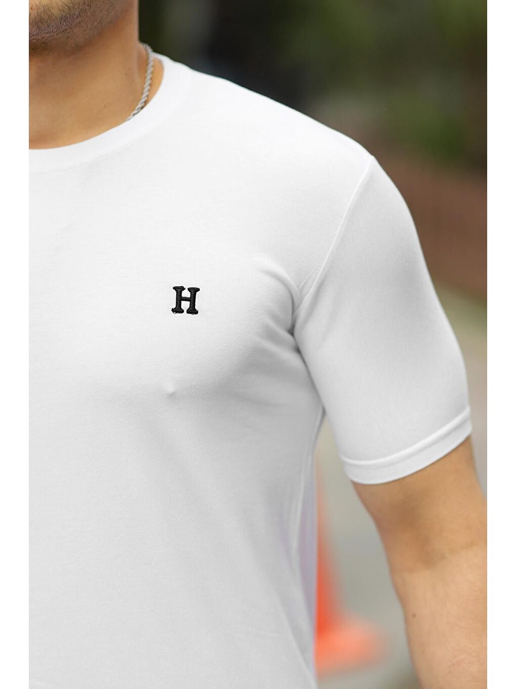 Beyaz Erkek H Nakış Desenli Oversize Tshirt-1