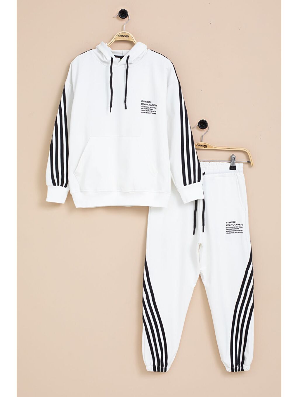 Beyaz Şerit Detaylı Yazı Baskılı Kapüşonlu Erkek Çocuk Eşofman Takımı 21450