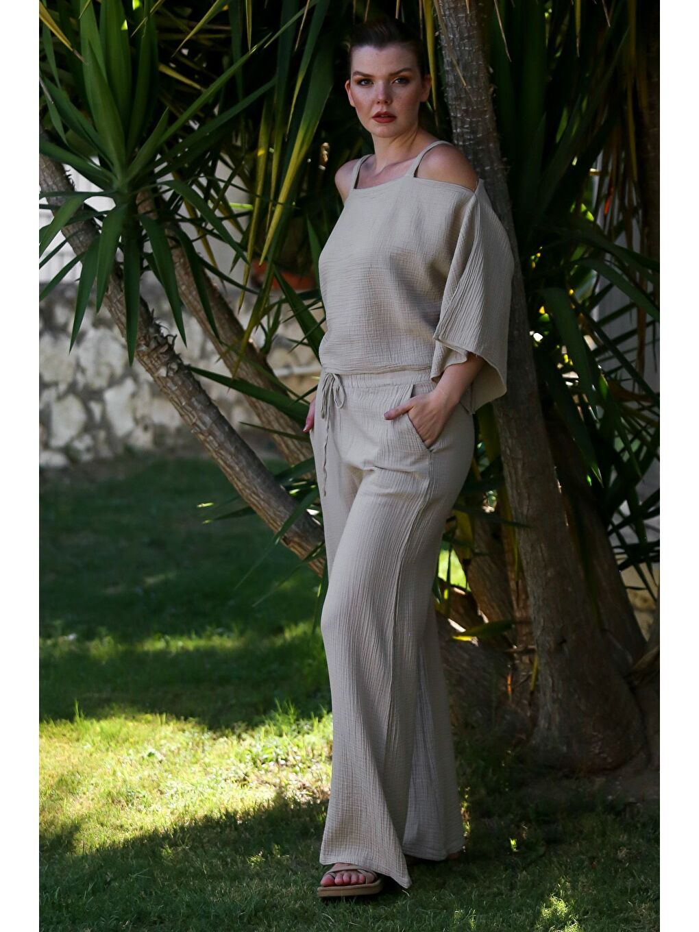 Bej Carmen Yaka Mendil Kol Cepli Yıkamalı Lastikli Bel Müslin Dokuma Takım 52-108 65-65-5