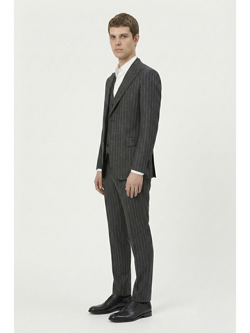 Giotelli Antrasit Slim Fit Çizgili Mono Yaka Yelekli 6 Drop Tam Astarlı Erkek Takım Elbise-2