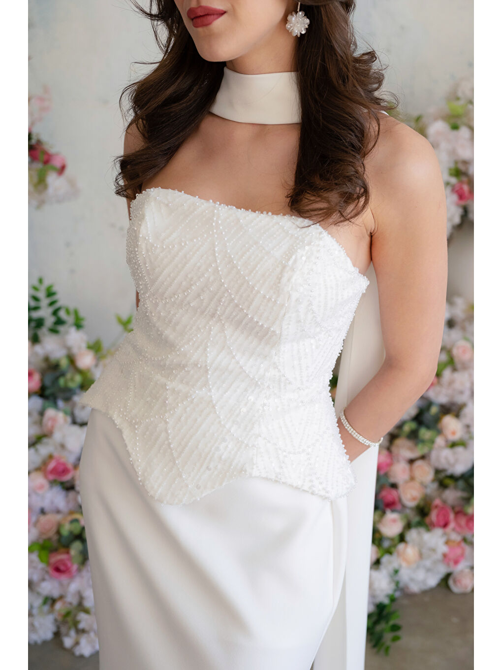 Kadın Beyaz Dar Kalıp Straplez Taşlı Uzun Balık Abiye-4