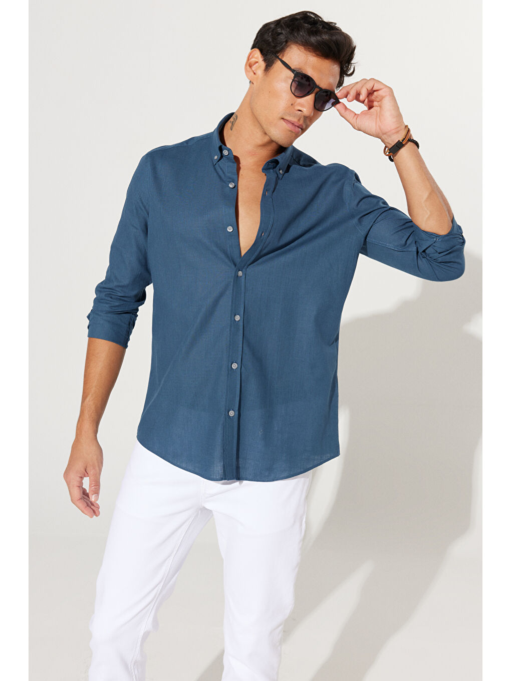 Erkek Koyu Petrol %100 Pamuk Oxford Slim Fit Dar Kesim Düğmeli Yaka Flamlı Gömlek-1