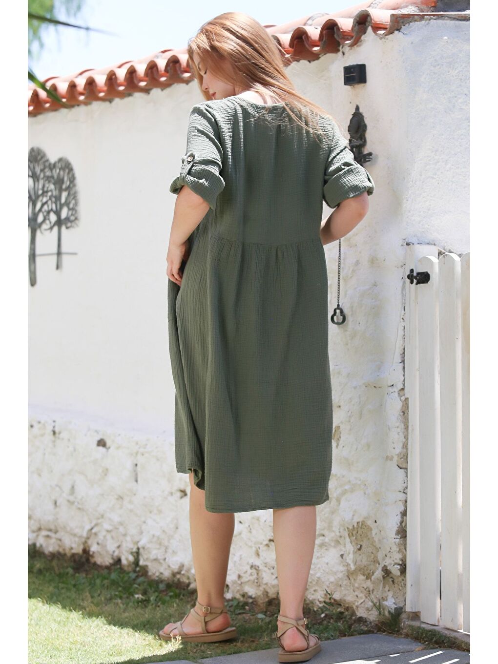 Haki Yuvarlak Yaka Düğmeli Uzun Kollu Cepli Yıkamalı Casual Müslin Dokuma Elbise 107 60-1