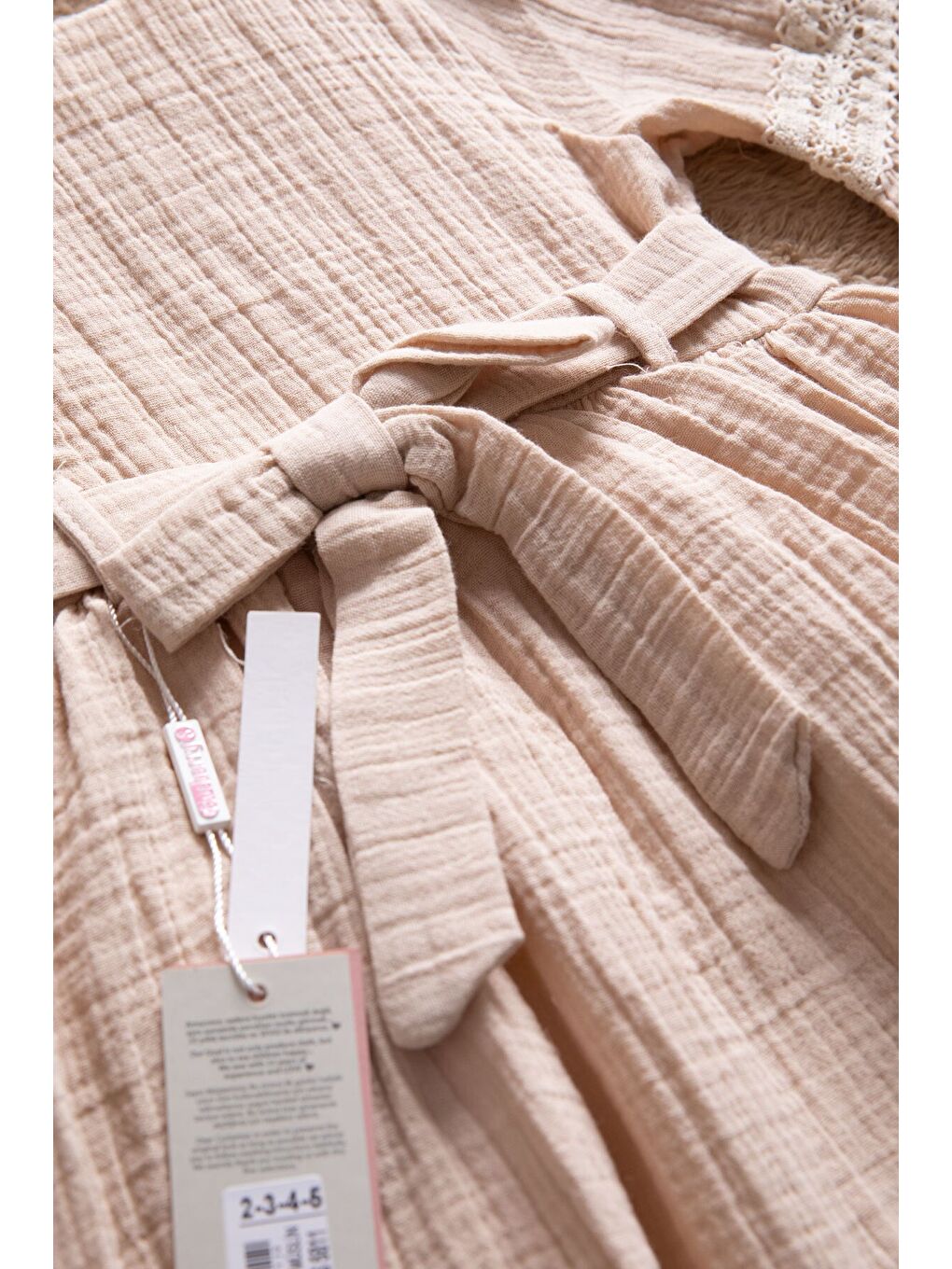 Bej Kolları Dantel Detaylı Kuşaklı Kız Çocuk Müslin Elbise 22670-1