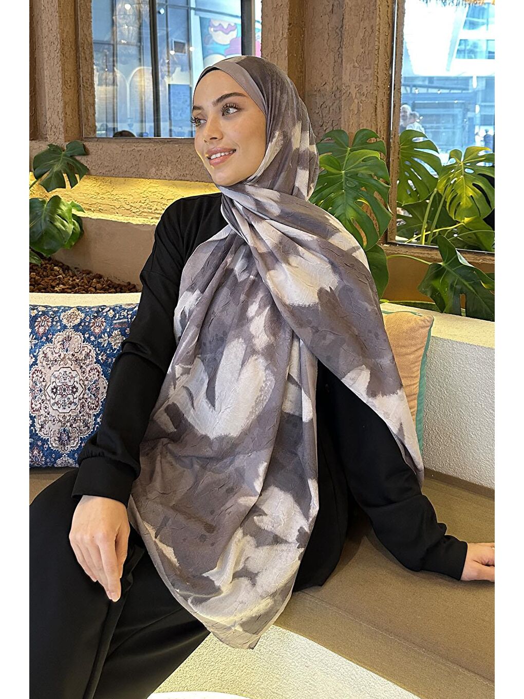 Gri Flora Garden Desen Bambu Şal Füme-2