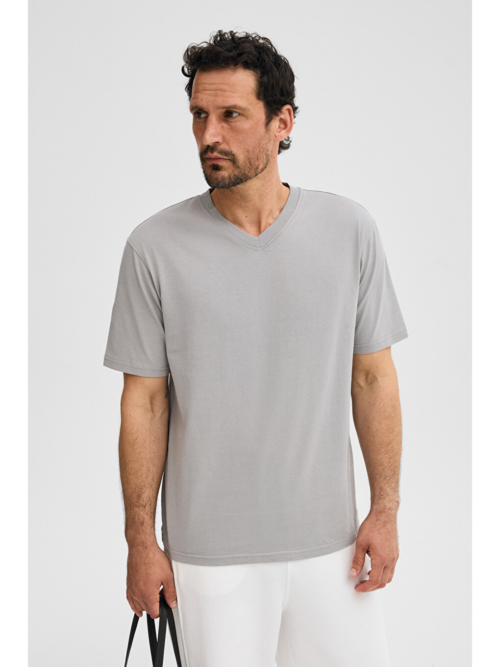 Gri ALMERI Erkek %100 Pamuk Yumuşak Kumaşlı V Yakalı GRİ T-Shirt-1