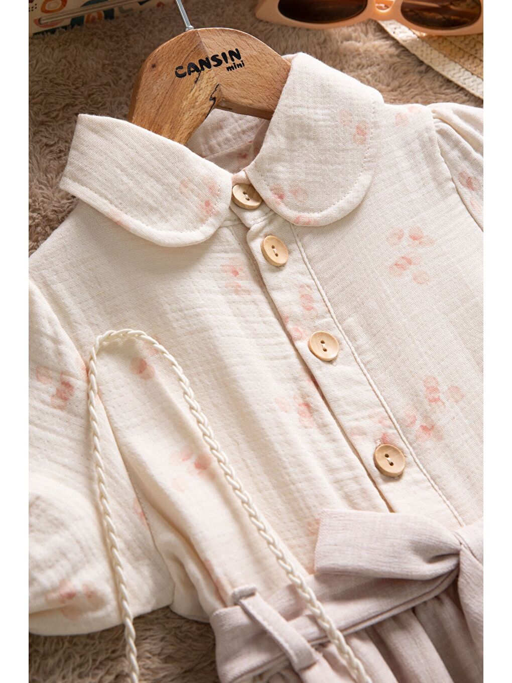 Bej Müslin Kumaş Desenli Kız Çocuk Çantalı Kısa Kol Elbise 22658-2