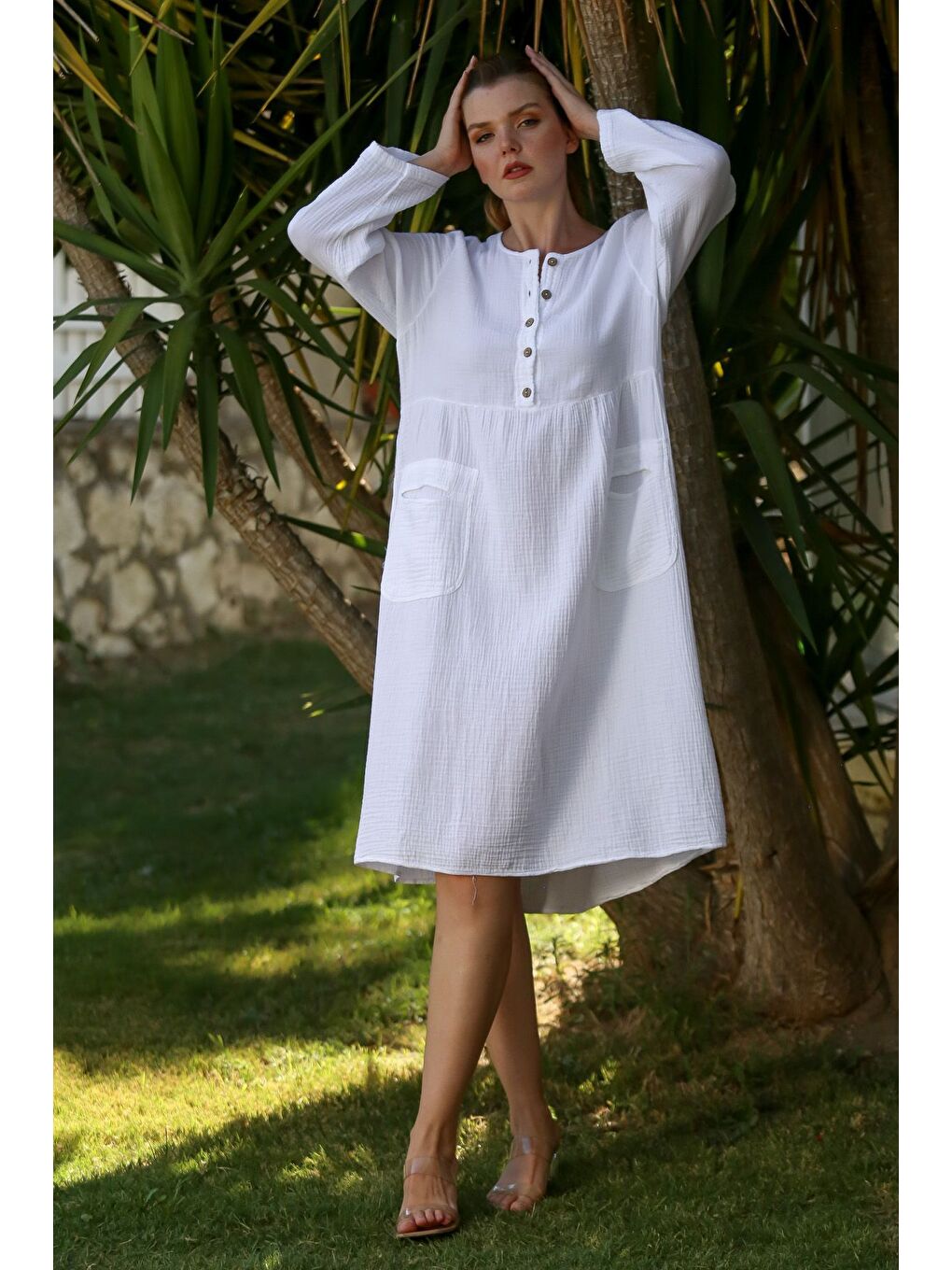 Beyaz Yuvarlak Yaka Düğmeli Uzun Kollu Cepli Yıkamalı Casual Müslin Dokuma Elbise 107 60-3