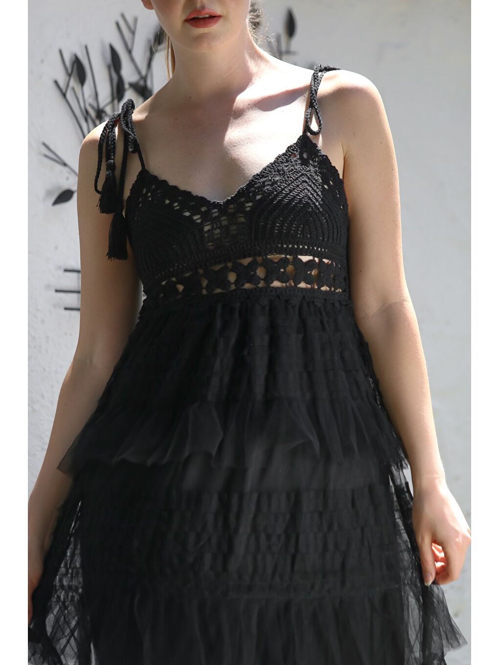 İtalyan Siyah Straplez Yaka Tüllü Ayarlanabilir Askılı Fistolu Dokuma Elbise 130 55-2