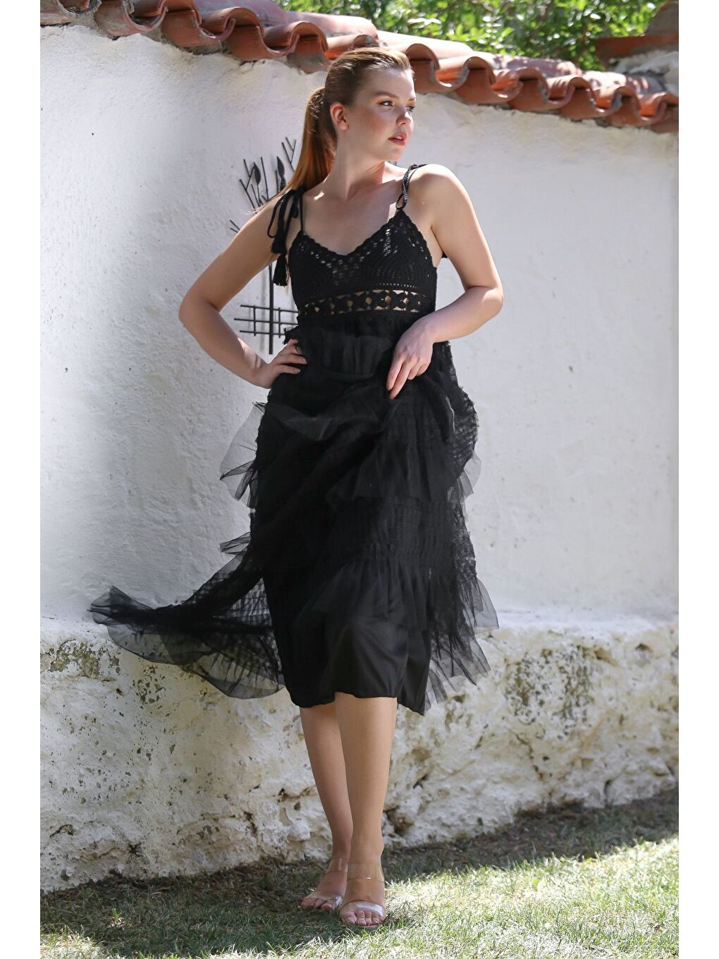 İtalyan Siyah Straplez Yaka Tüllü Ayarlanabilir Askılı Fistolu Dokuma Elbise 130 55-5