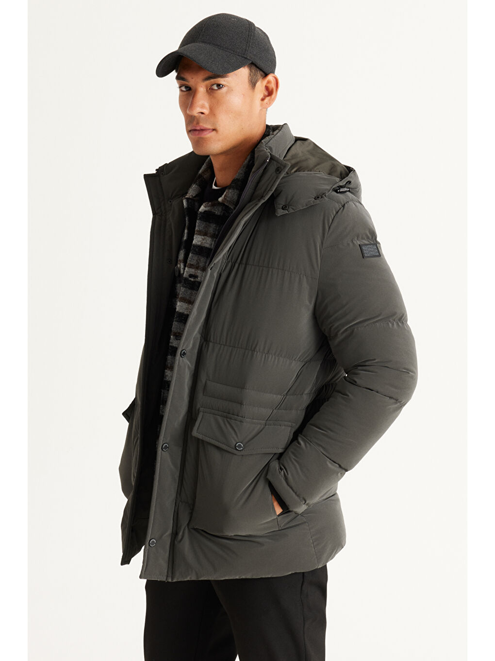 Erkek Haki Standart Fit Normal Kesim Çıkma Kapüşonlu Kaban-2