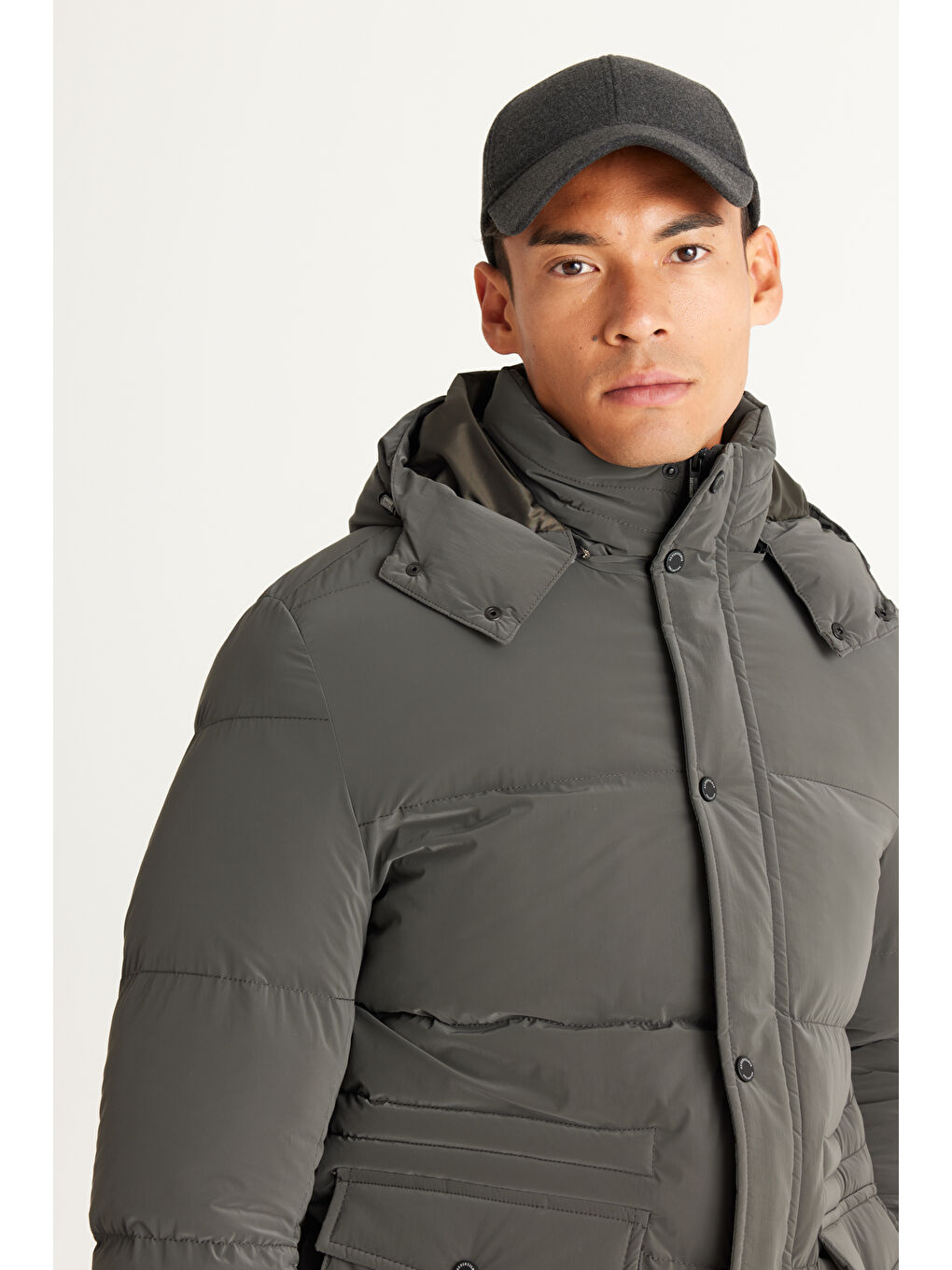 Erkek Haki Standart Fit Normal Kesim Çıkma Kapüşonlu Kaban-4