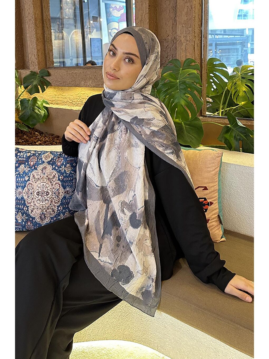 Flora Garden Desen Bambu Şal Antrasit-1