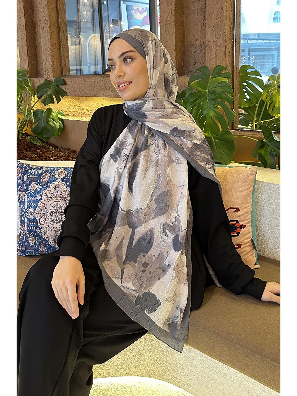 Flora Garden Desen Bambu Şal Antrasit-2