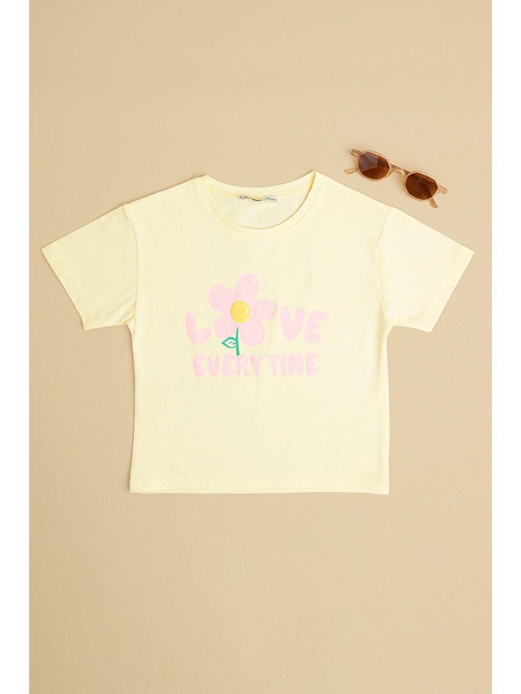 Sarı Love Every Tıme Baskılı Kız Çocuk Crop Tişört