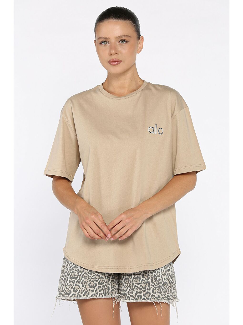 Bej Baskılı Salaş Basic Tişört-1