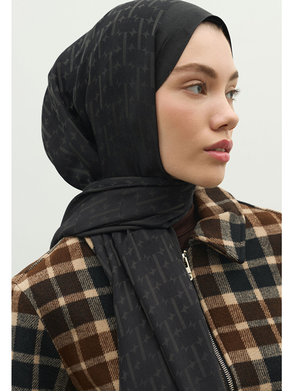 Antrasit MONOGRAM PAMUK FLOŞ JAKARLI ŞAL ANTRASİT-2