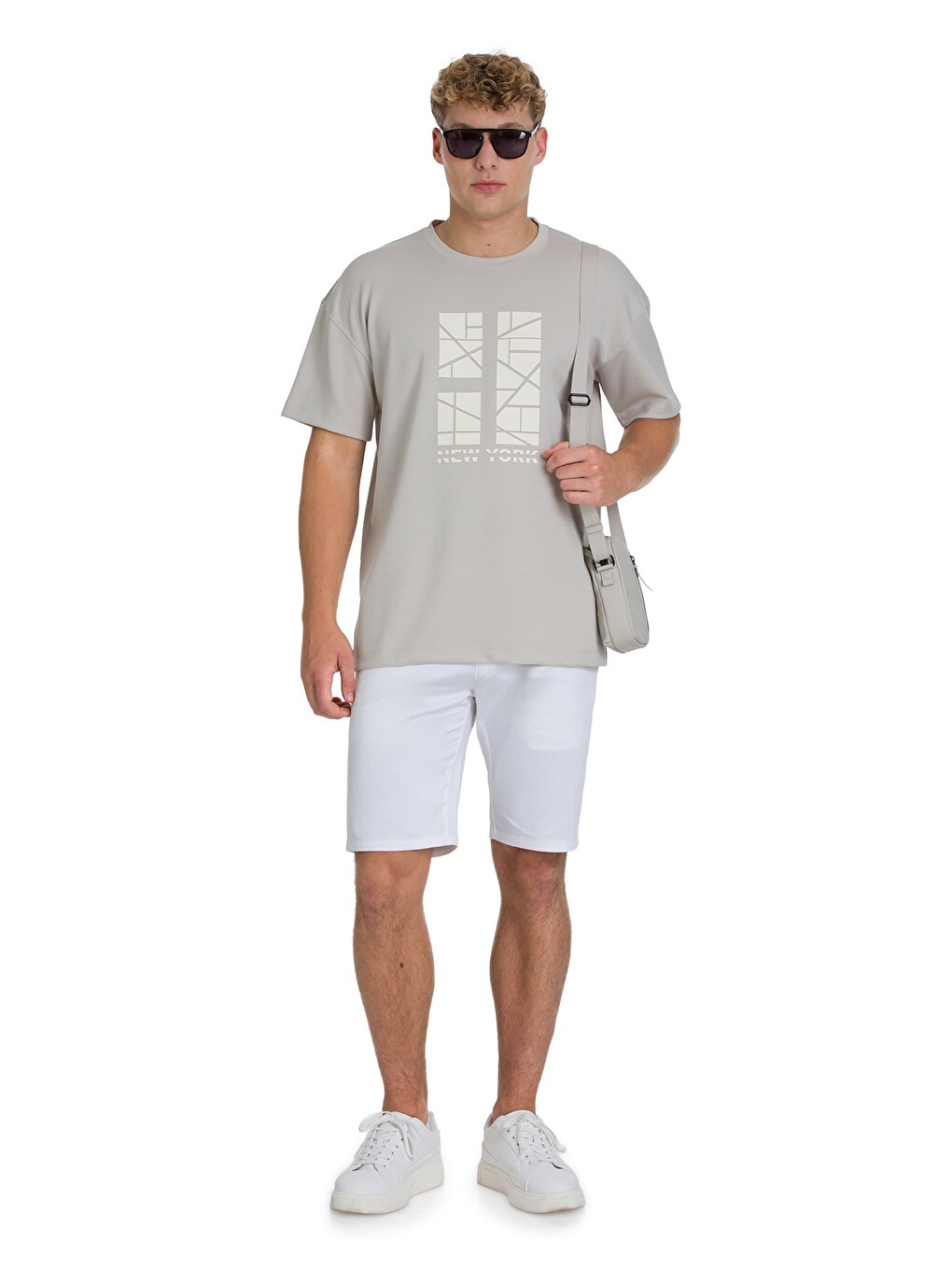 Ekru Regular Fit Bisiklet Yaka Oversize Tişört-1