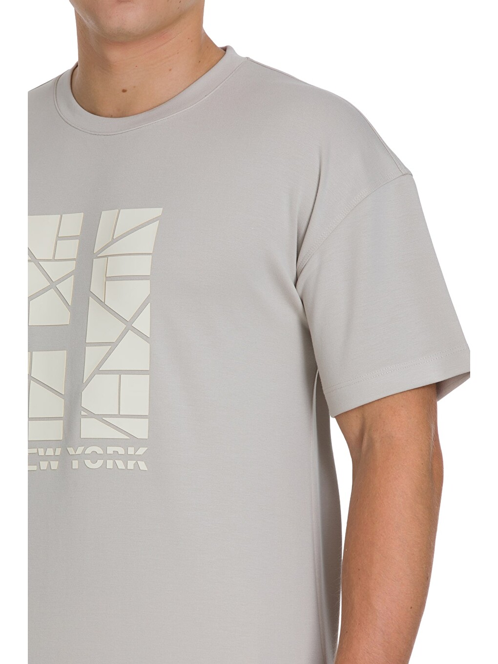 Ekru Regular Fit Bisiklet Yaka Oversize Tişört-3