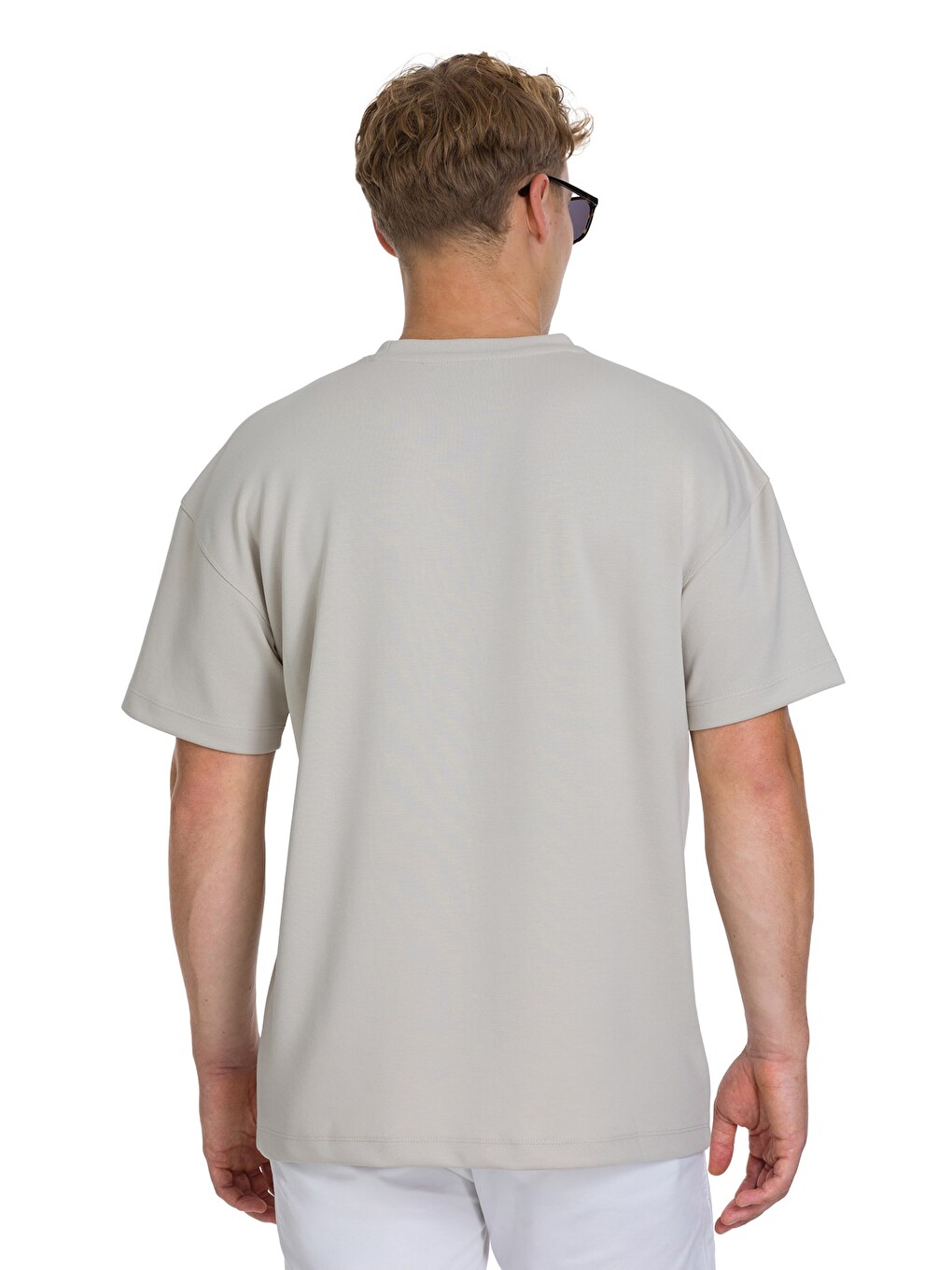 Ekru Regular Fit Bisiklet Yaka Oversize Tişört-4