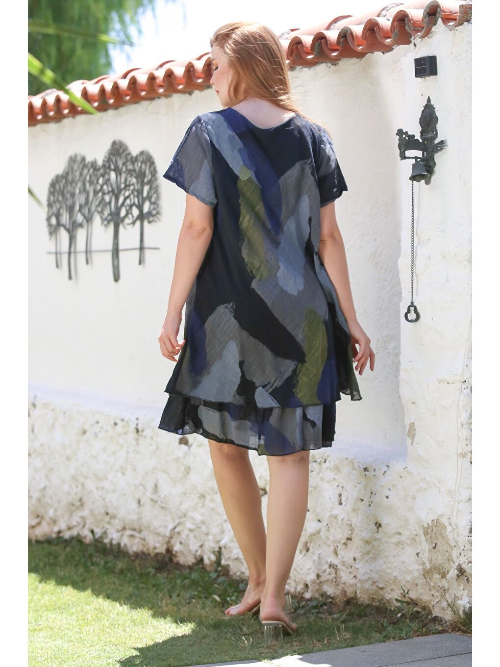 İtalyan Siyah V Yaka Kısa Kol Desenli Astarlı Casual Keten Görünümlü Dokuma Elbise 96 64-1