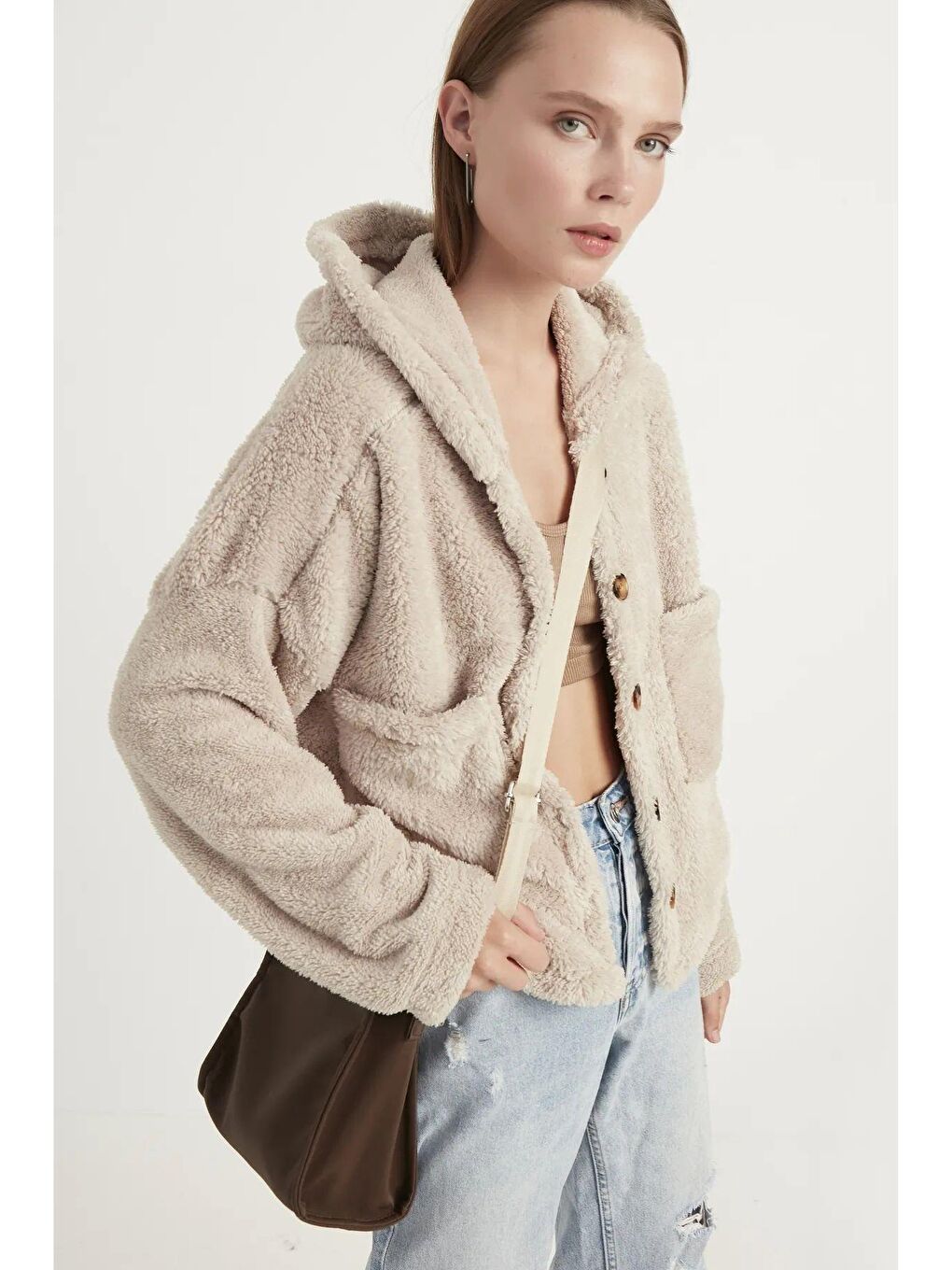 Ekru Kadın Krem Çift Cepli Kapüşonlu Pelüş Hırka-1