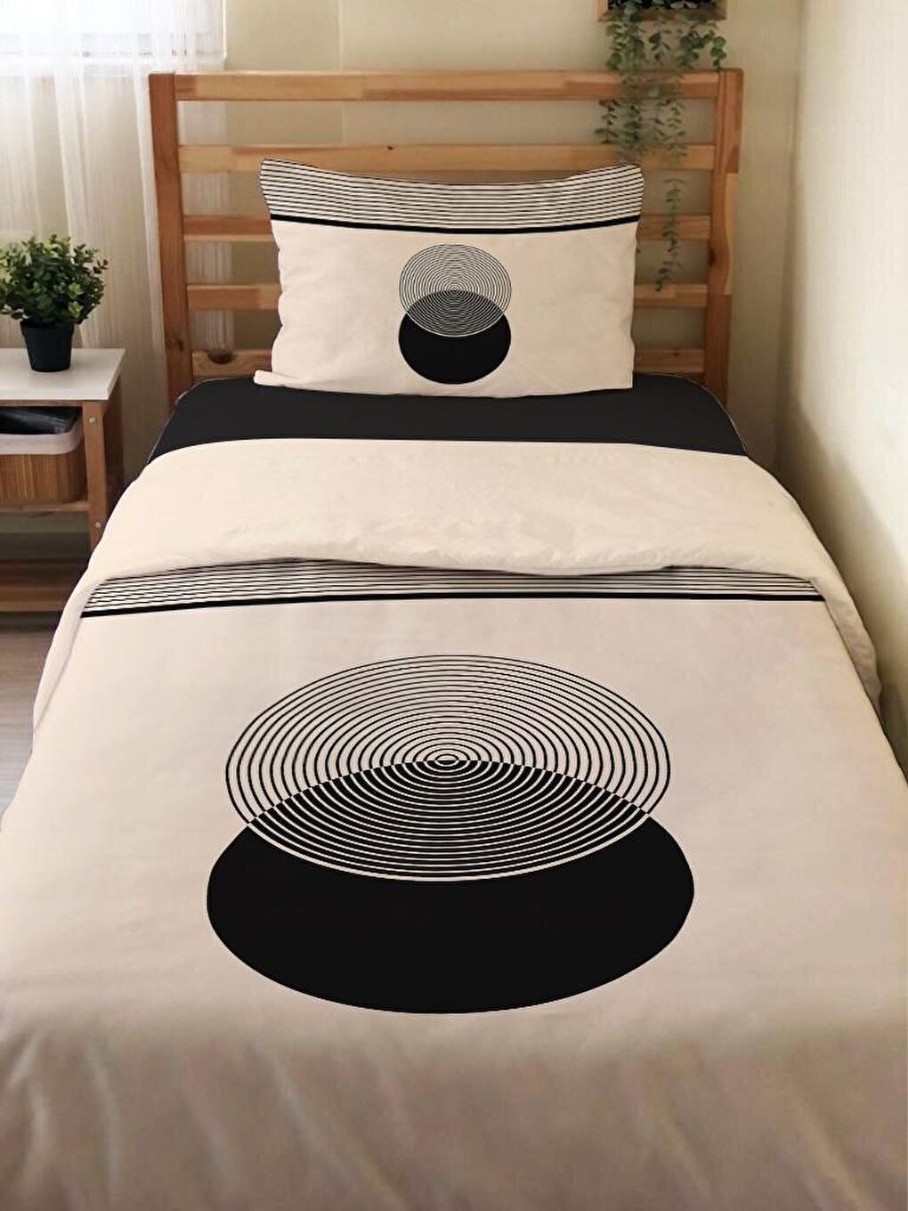 Karışık Çift Taraflı Modern Desenli Çarşafsız Takım Tek Kişilik Nevresim Takımı 160x220 Cm