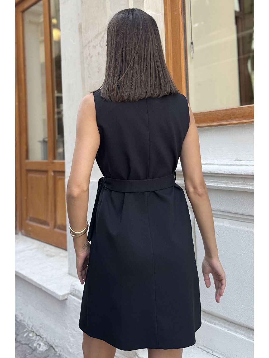 Siyah Kadın Kruvaze Yaka Gold Düğme Detaylı Elbise-2