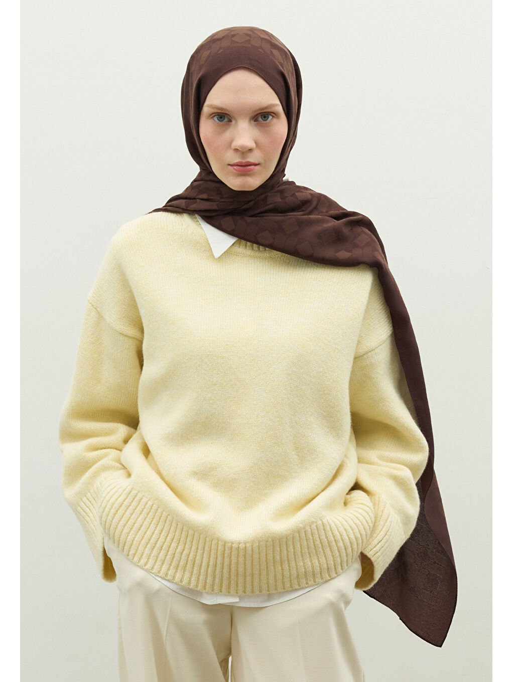 Kahverengi MONOGRAM PAMUK FLOŞ JAKARLI ŞAL ÇİKOLATA KAHVE