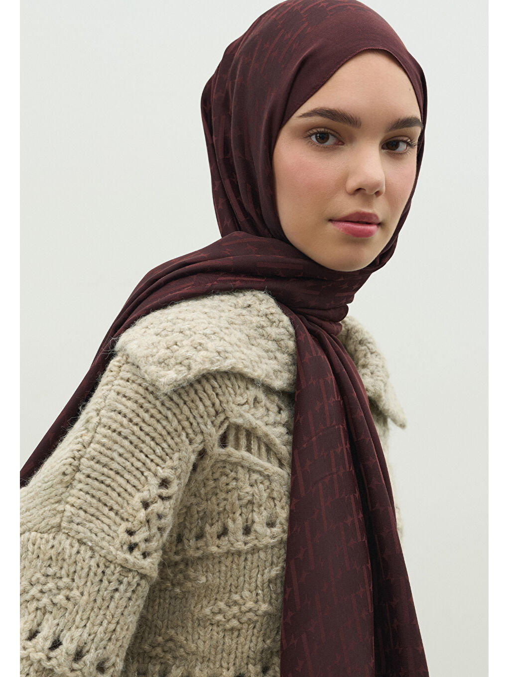 Kahverengi MONOGRAM PAMUK FLOŞ JAKARLI ŞAL KIZIL KAHVE-3