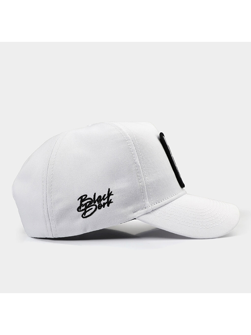 BlackBörk Kahverengi V1 Baseball Ayı - 3 Kod Logolu Unisex Beyaz Şapka (Cap) - 1